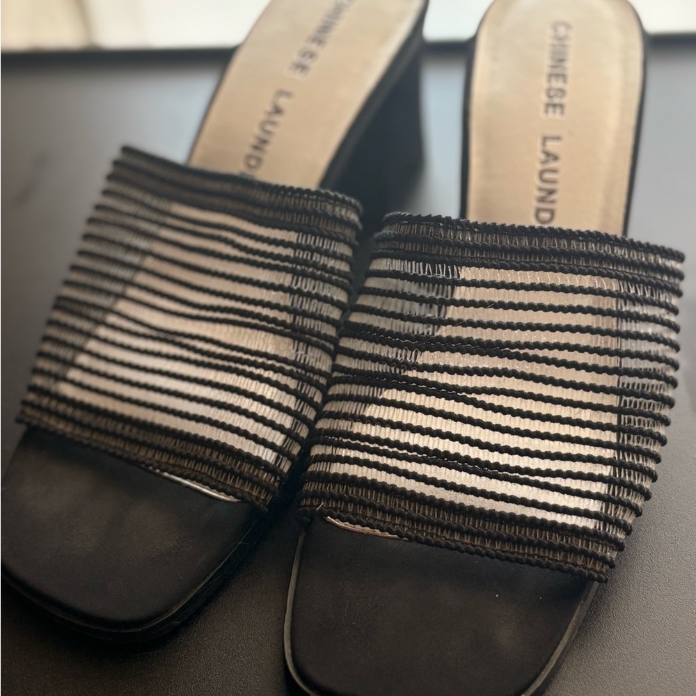 Vintage Chinese Laundry Black Mesh Mules